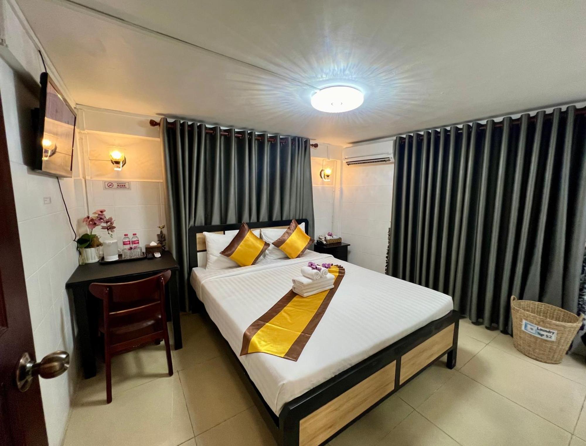 Sun Chakra Boutique Hotel Пном Пен Екстериор снимка