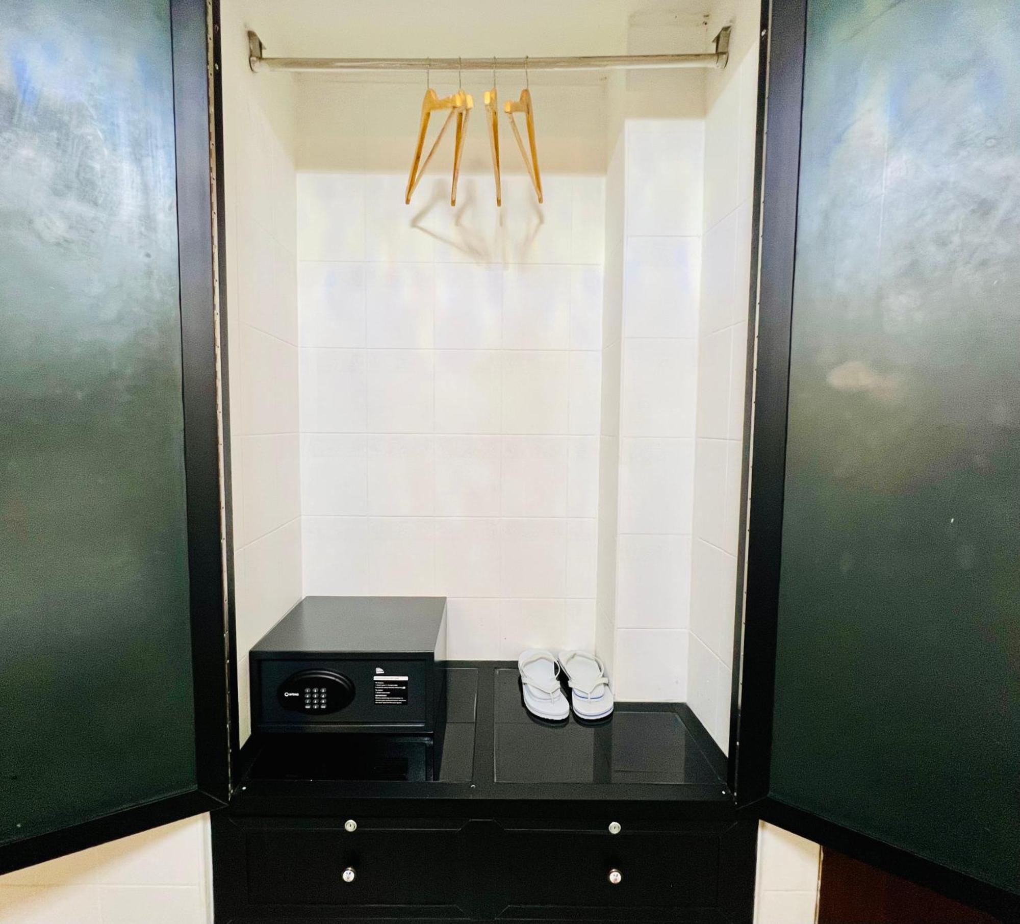 Sun Chakra Boutique Hotel Пном Пен Екстериор снимка