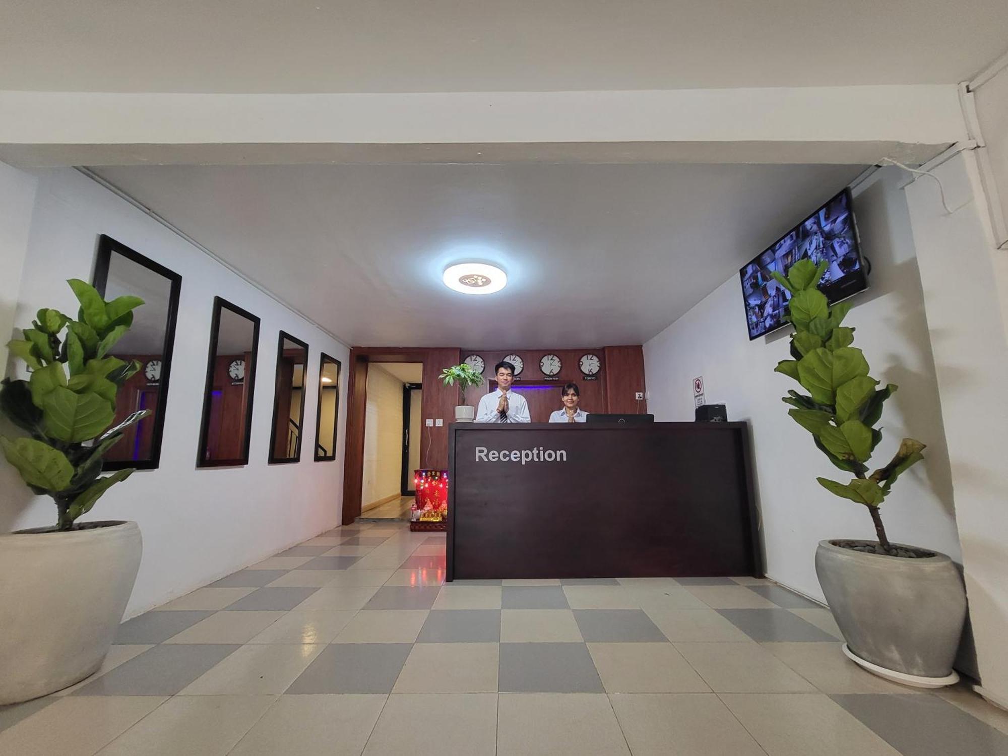 Sun Chakra Boutique Hotel Пном Пен Екстериор снимка